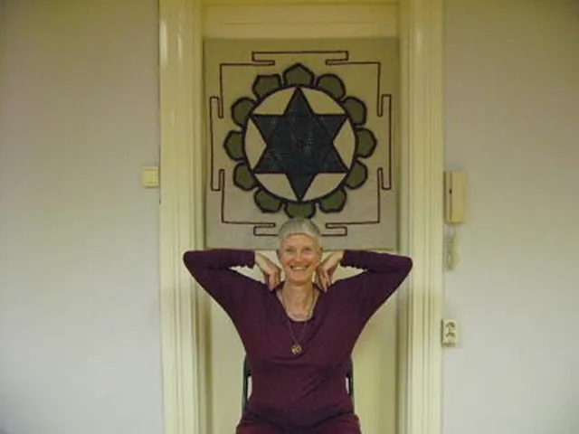 Yoga for eldre på Midtløkken