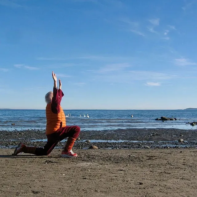 Yogastilling på stranda